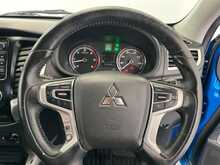 Mitsubishi L200 L200 2.4 DI-D DC Warrior 4WD Euro 6 4dr 