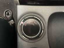 Mitsubishi L200 L200 2.4 DI-D DC Warrior 4WD Euro 6 4dr 