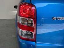 Mitsubishi L200 L200 2.4 DI-D DC Warrior 4WD Euro 6 4dr 