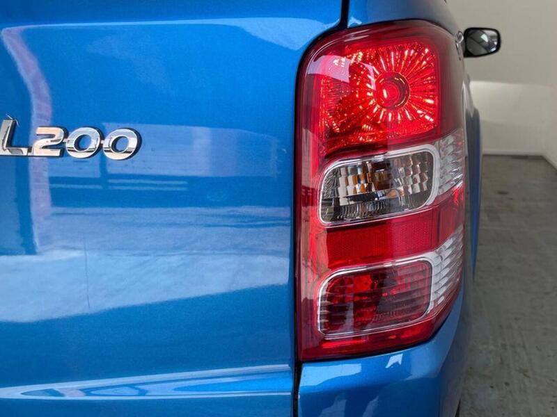 Mitsubishi L200 2.4 DI-D DC Warrior 4WD Euro 6 4dr