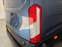 Ford Transit 2.0 350 EcoBlue Limited RWD L4 H3 Euro 6 (s/s) 5dr 