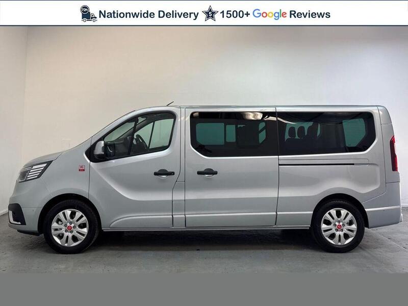 Renault Trafic 2.0 dCi LL30 Advance L2 H1 Euro 6 (s/s) 5dr (9 Seat)