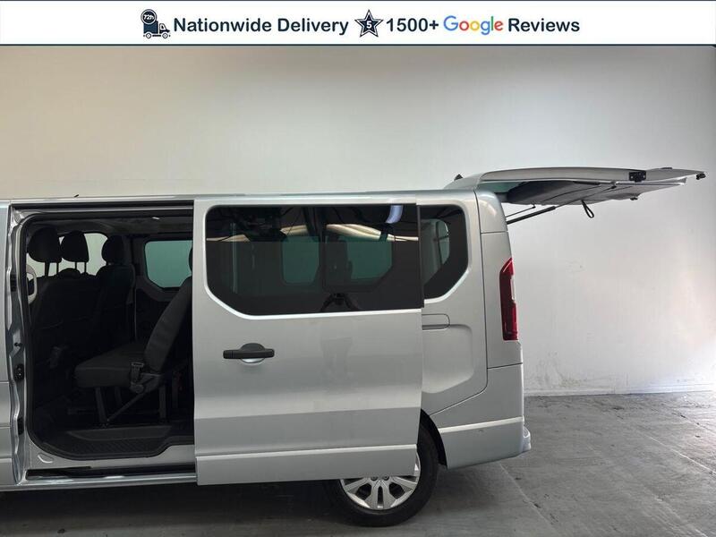 Renault Trafic 2.0 dCi LL30 Advance L2 H1 Euro 6 (s/s) 5dr (9 Seat)