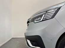Renault Trafic 2.0 dCi LL30 Advance L2 H1 Euro 6 (s/s) 5dr (9 Seat) 