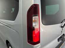 Renault Trafic 2.0 dCi LL30 Advance L2 H1 Euro 6 (s/s) 5dr (9 Seat) 