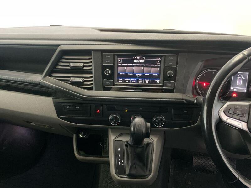 Volkswagen Transporter 2.0 TDI T30 Highline DSG FWD LWB Euro 6 (s/s) 5dr