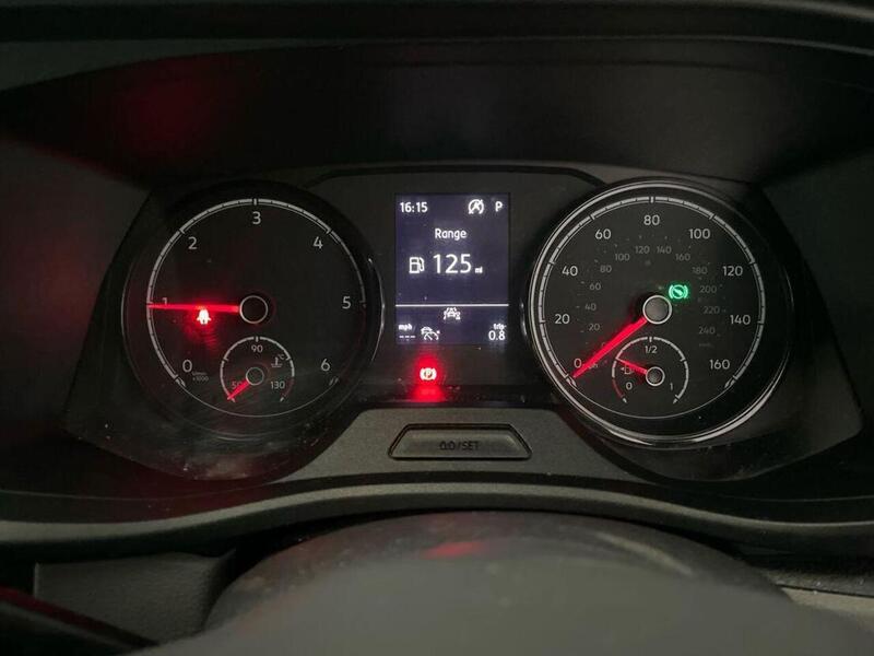 Volkswagen Transporter 2.0 TDI T30 Highline DSG FWD LWB Euro 6 (s/s) 5dr