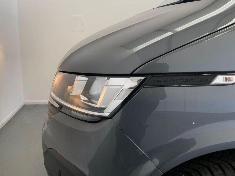Volkswagen Transporter 2.0 TDI T30 Highline DSG FWD LWB Euro 6 (s/s) 5dr