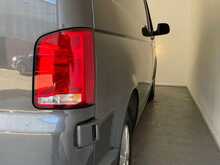 Volkswagen Transporter Transporter 2.0 TDI T30 Highline DSG FWD LWB Euro 6 (s/s) 5dr 