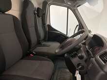 Nissan Interstar Interstar 2.3 dCi 35 Acenta FWD L2 H2 Euro 6 (s/s) 4dr 