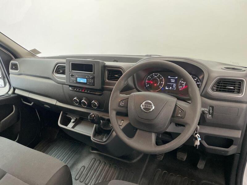 Nissan Interstar 2.3 dCi 35 Acenta FWD L2 H2 Euro 6 (s/s) 4dr