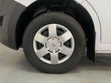 Nissan Interstar Interstar 2.3 dCi 35 Acenta FWD L2 H2 Euro 6 (s/s) 4dr 