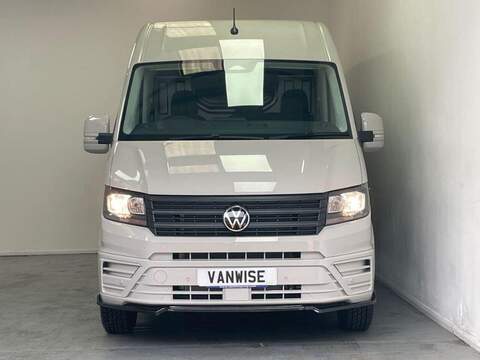Volkswagen Crafter, Crafter 2.0 TDI CR35 Commerce Plus Panel Van 5dr Diesel Auto FWD MWB High Roof Euro 6 (s/s) (140 ps)