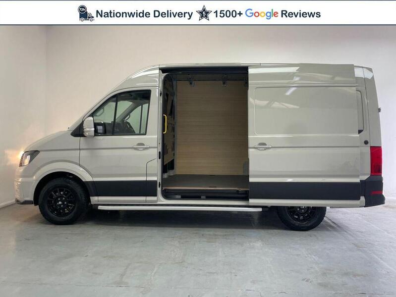 Volkswagen Crafter 2.0 TDI CR35 Commerce Plus Panel Van 5dr Diesel Auto FWD MWB High Roof Euro 6 (s/s) (140 ps)
