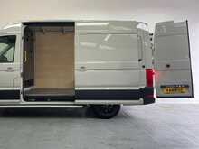 Volkswagen Crafter 2.0 TDI CR35 Commerce Plus Panel Van 5dr Diesel Auto FWD MWB High Roof Euro 6 (s/s) (140 ps) 