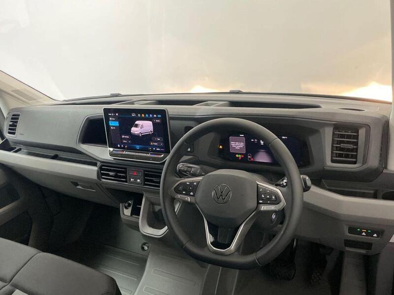 Volkswagen Crafter 2.0 TDI CR35 Commerce Plus Panel Van 5dr Diesel Auto FWD MWB High Roof Euro 6 (s/s) (140 ps)