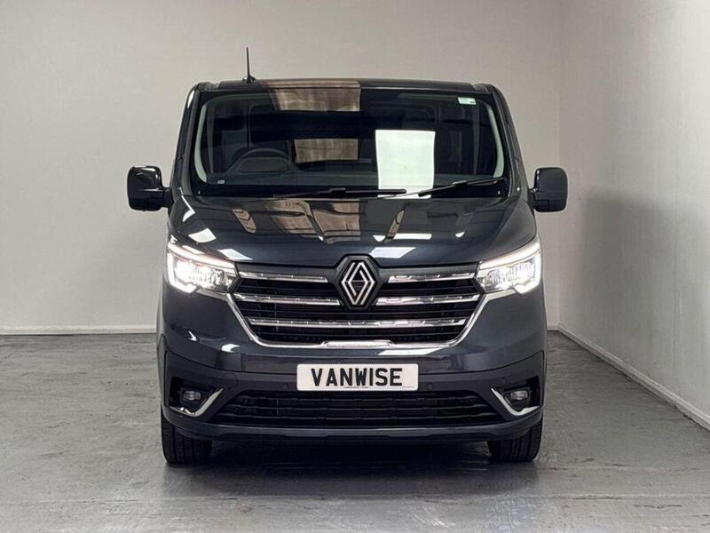 Renault Trafic 2.0 dCi Blue LL30 Extra Sport Panel Van 5dr Diesel Manual L2 H1 Euro 6 (s/s) (150 ps)