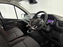 Renault Trafic 2.0 dCi Blue LL30 Extra Sport Panel Van 5dr Diesel Manual L2 H1 Euro 6 (s/s) (150 ps) 