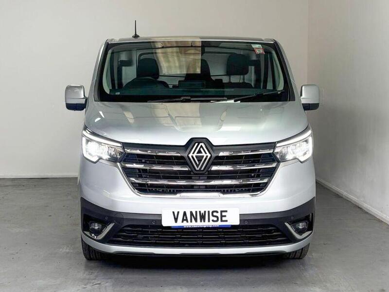 Renault Trafic 2.0 dCi Blue LL30 Extra Sport Panel Van 5dr Diesel Manual L2 H1 Euro 6 (s/s) (150 ps)