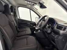 Renault Trafic 2.0 dCi Blue LL30 Extra Sport Panel Van 5dr Diesel Manual L2 H1 Euro 6 (s/s) (150 ps) 