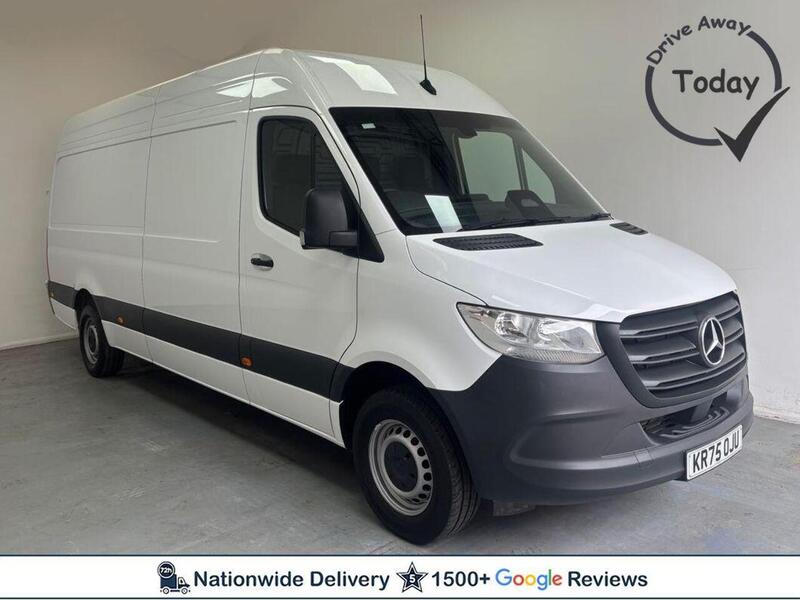 Mercedes-Benz Sprinter 2.0 315 CDI PRO G-Tronic RWD L3 H2 Euro 6 (s/s) 5dr
