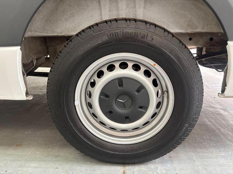Mercedes-Benz Sprinter 2.0 315 CDI PRO G-Tronic RWD L3 H2 Euro 6 (s/s) 5dr