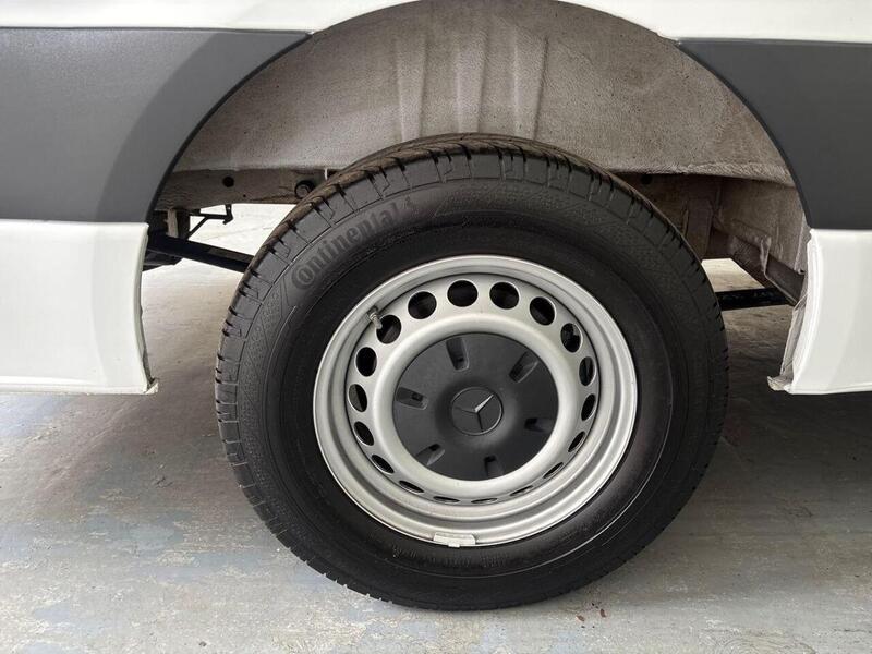 Mercedes-Benz Sprinter 2.0 315 CDI PRO G-Tronic RWD L3 H2 Euro 6 (s/s) 5dr