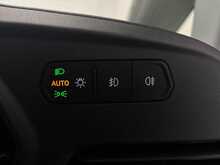 Ford Transit Connect Transit Connect 2.0 240 EcoBlue Trend Panel Van 6dr Diesel Auto L2 Euro 6 (s/s) (122 ps) 