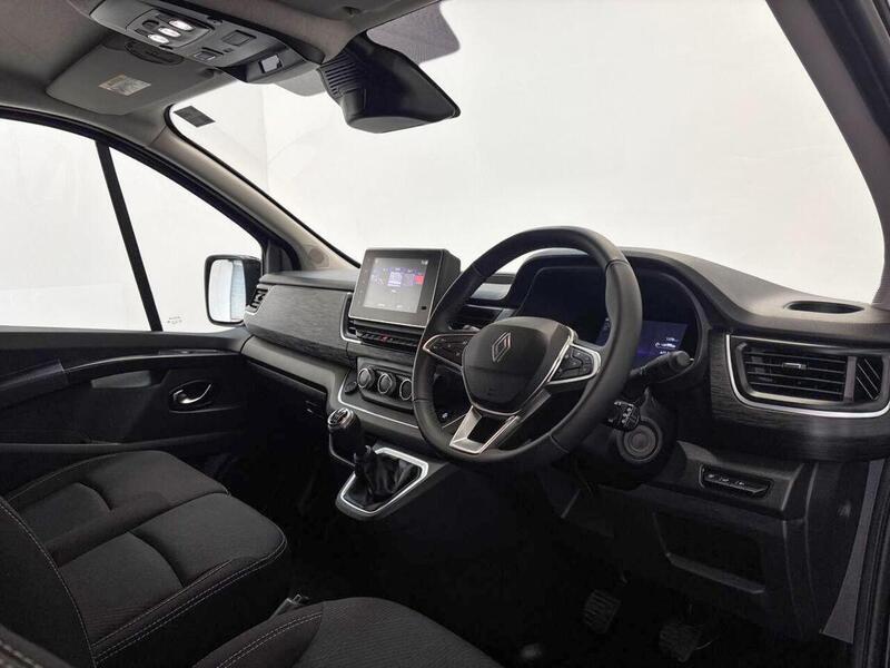 Renault Trafic 2.0 dCi Blue LL30 Extra Sport L2 H1 Euro 6 (s/s) 5dr