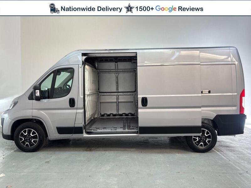 Peugeot Boxer 2.2 BlueHDi 335 Professional Panel Van 5dr Diesel Manual L3 H2 Euro 6 (s/s) (140 ps)