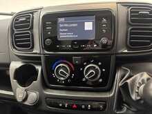 Peugeot Boxer Boxer 2.2 BlueHDi 335 Professional Panel Van 5dr Diesel Manual L3 H2 Euro 6 (s/s) (140 ps) 
