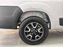 Peugeot Boxer Boxer 2.2 BlueHDi 335 Professional Panel Van 5dr Diesel Manual L3 H2 Euro 6 (s/s) (140 ps) 
