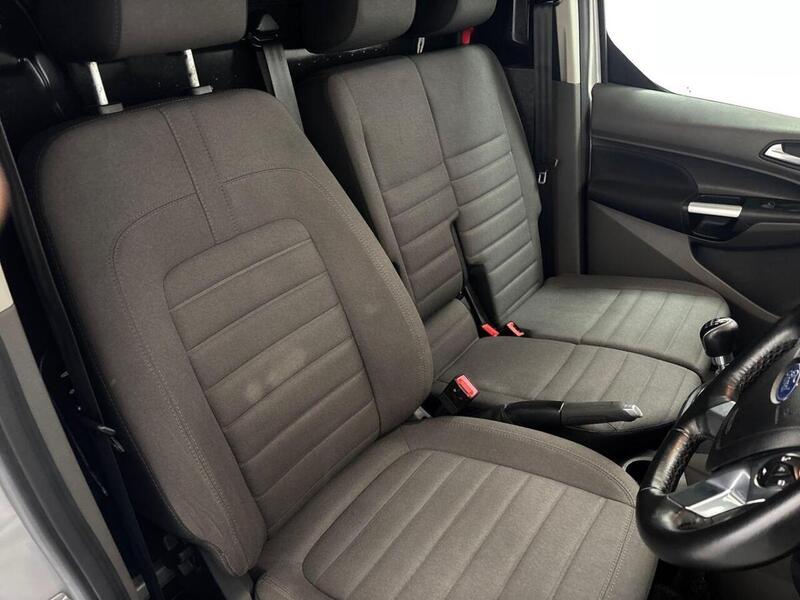 Ford Transit Connect 1.5 240 EcoBlue Limited L2 Euro 6 (s/s) 5dr