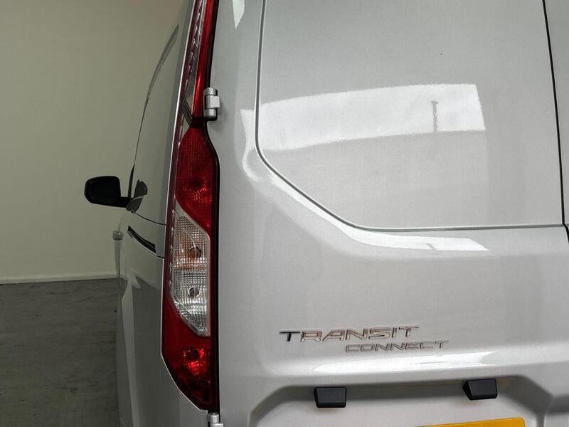 Ford Transit Connect 1.5 240 EcoBlue Limited L2 Euro 6 (s/s) 5dr