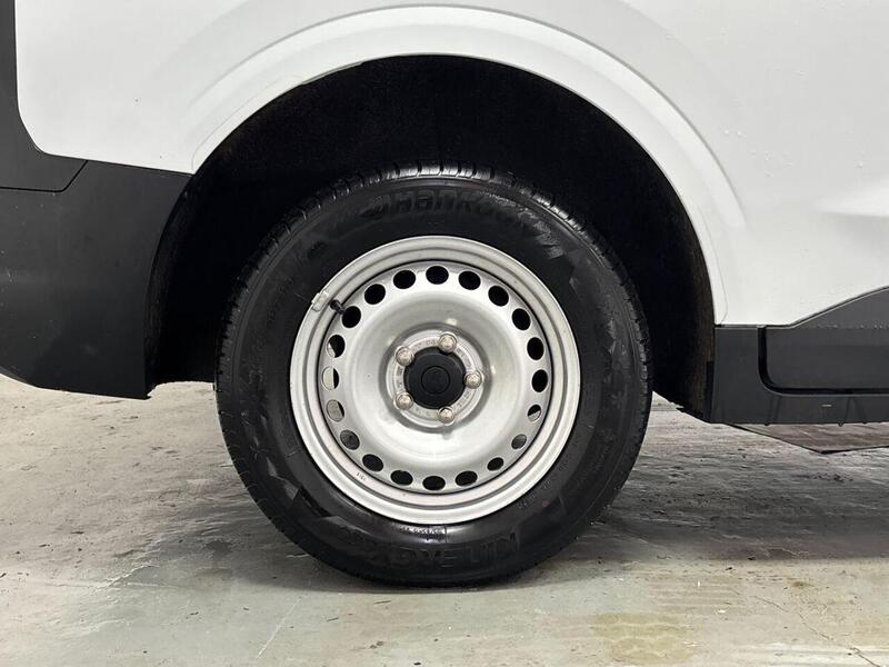 Ford Transit Courier 1.5 EcoBlue Leader SWB Euro 6 (s/s) 4dr