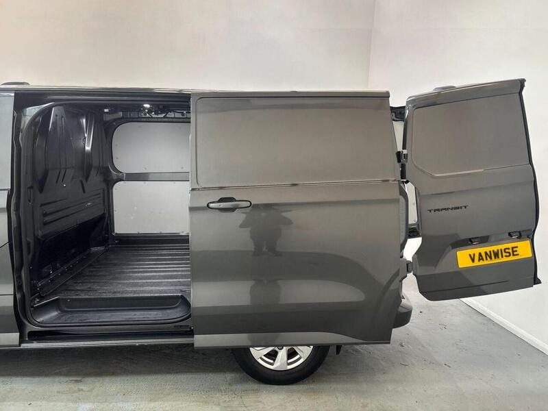Ford Transit Custom 2.0 300 EcoBlue Limited L1 H1 Euro 6 (s/s) 5dr