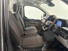 Ford Transit Custom Transit Custom 2.0 300 EcoBlue Limited L1 H1 Euro 6 (s/s) 5dr 