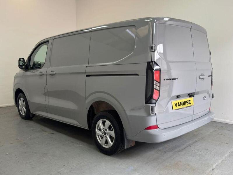 Ford Transit Custom 2.0 300 EcoBlue Limited Panel Van 5dr Diesel Manual L1 H1 Euro 6 (s/s) (136 ps)