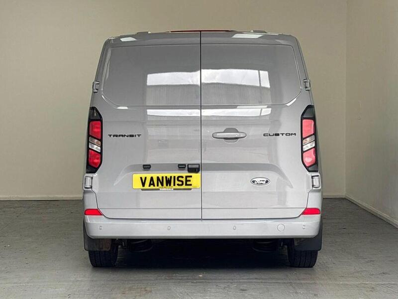 Ford Transit Custom 2.0 300 EcoBlue Limited Panel Van 5dr Diesel Manual L1 H1 Euro 6 (s/s) (136 ps)