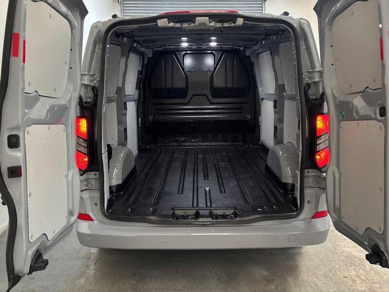 Ford Transit Custom 2.0 300 EcoBlue Limited L1 H1 Euro 6 (s/s) 5dr
