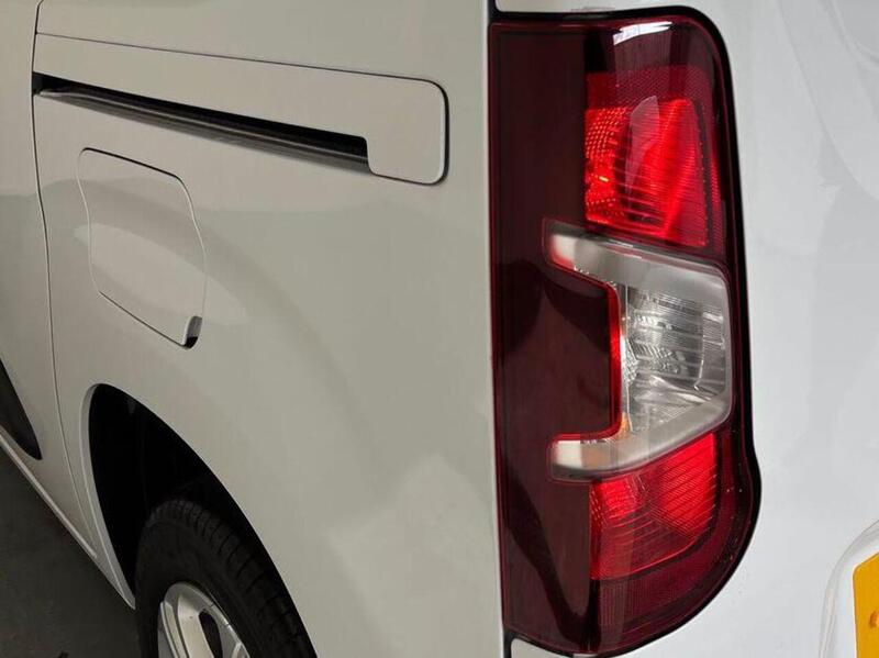 Toyota PROACE CITY 1.5 BlueHDi Design Short Panel Van Auto SWB Euro 6 (s/s) 5dr