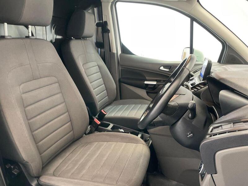 Ford Transit Connect 1.5 200 EcoBlue Limited Auto L1 Euro 6 (s/s) 5dr