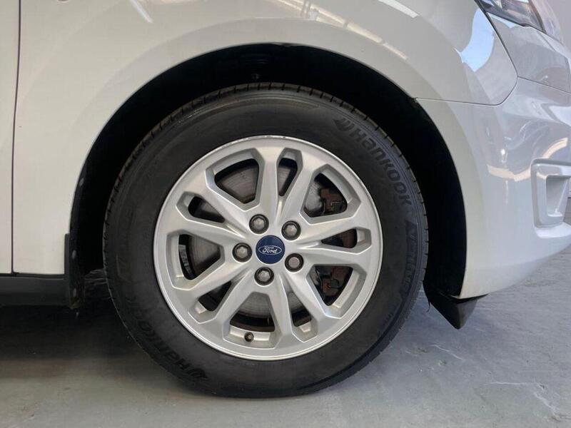 Ford Transit Connect 1.5 200 EcoBlue Limited Auto L1 Euro 6 (s/s) 5dr