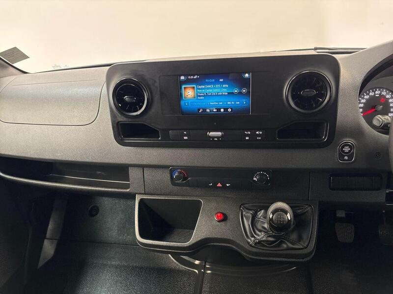 Mercedes-Benz Sprinter 2.0 315 CDI Progressive RWD L3 Euro 6 (s/s) 2dr