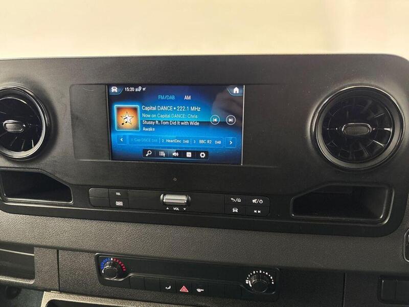Mercedes-Benz Sprinter 2.0 315 CDI Progressive RWD L3 Euro 6 (s/s) 2dr