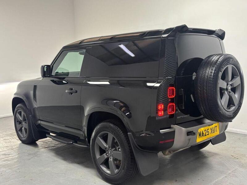 Land Rover Defender 90 3.0 D350 MHEV X-Dynamic HSE Hard Top SUV Auto 4WD SWB Euro 6 (s/s) 3dr