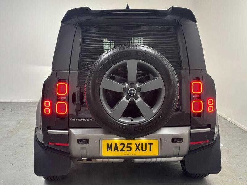 Land Rover Defender 90 3.0 D350 MHEV X-Dynamic HSE Hard Top SUV Auto 4WD SWB Euro 6 (s/s) 3dr