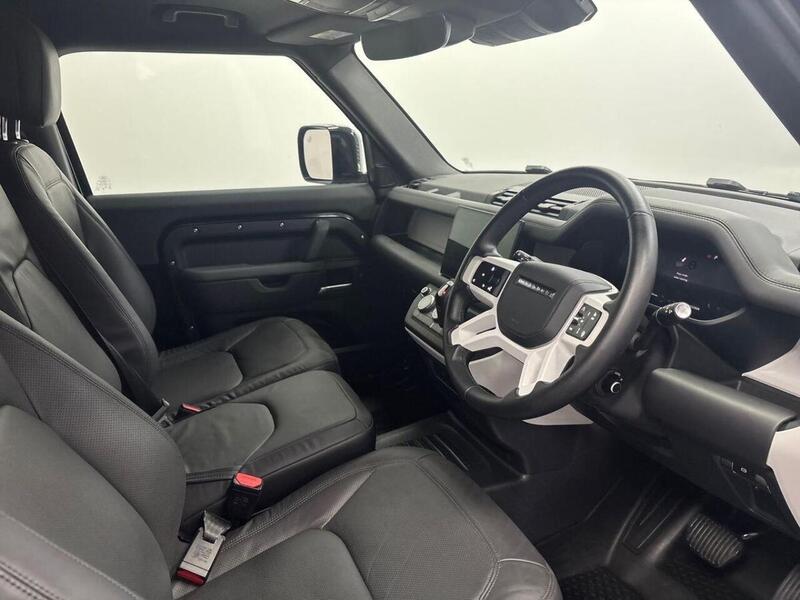 Land Rover Defender 90 3.0 D350 MHEV X-Dynamic HSE Hard Top SUV Auto 4WD SWB Euro 6 (s/s) 3dr