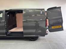 Volkswagen Transporter 2.0 TDI T28 Commerce FWD SWB Euro 6 (s/s) 5dr 
