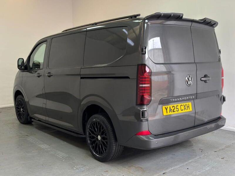 Volkswagen Transporter 2.0 TDI T28 Commerce FWD SWB Euro 6 (s/s) 5dr